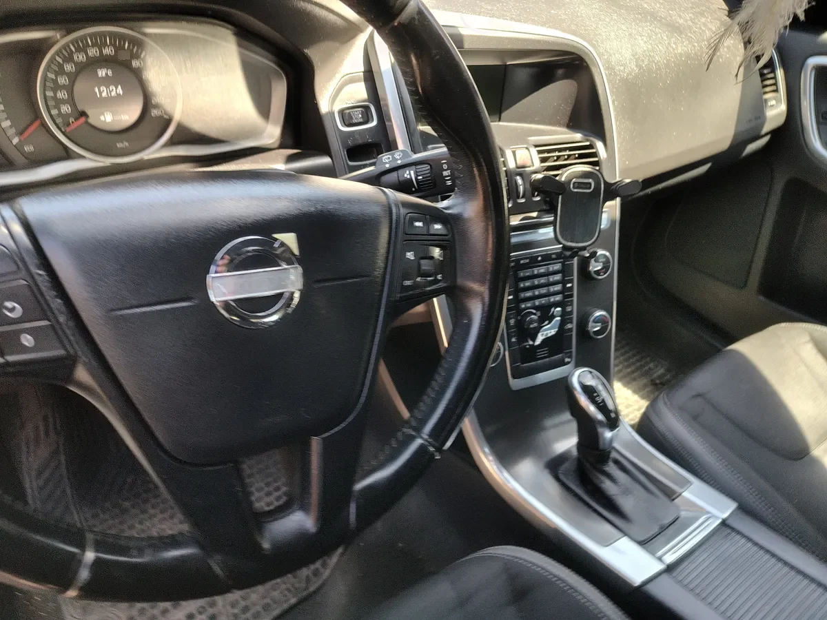 Volvo XC60 2.0 T5 Comfort At año 2014