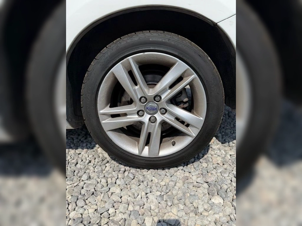 VOLVO S60 1.6 D2 Comfort Diesel 4x2 At 4p año 2015
