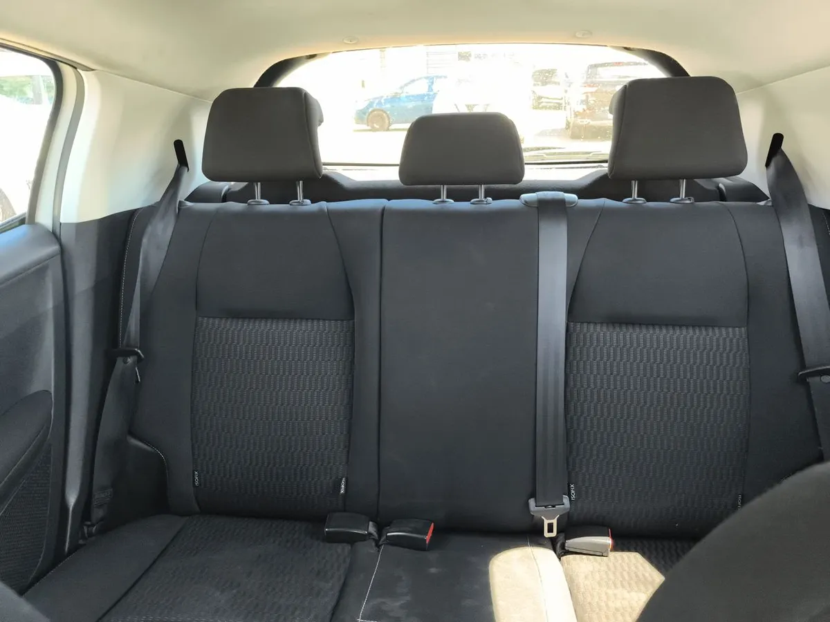 Peugeot 208 1.2 Active Pack Puretech 4x2 Hb 82hp E6 Mt 5p año 2018
