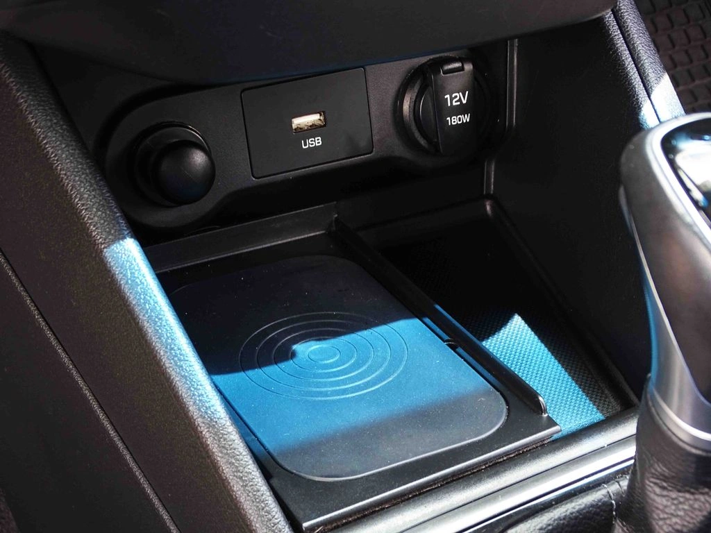 Hyundai Accent 1.6 año 2023