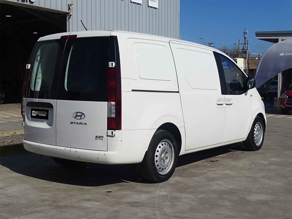 HYUNDAI STARIA Us4 Fg Crdi Dp Mt año 2022