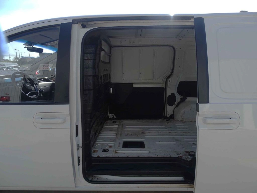 HYUNDAI STARIA Us4 Fg Crdi Dp Mt año 2022