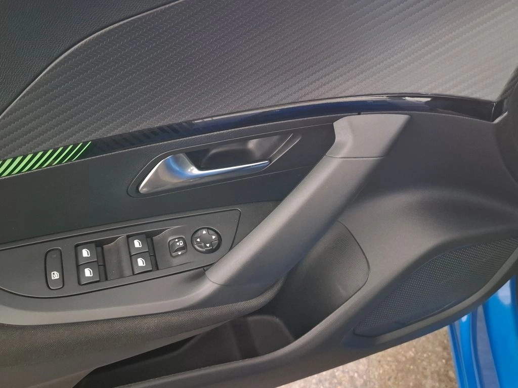 PEUGEOT 2008 Active año 2025