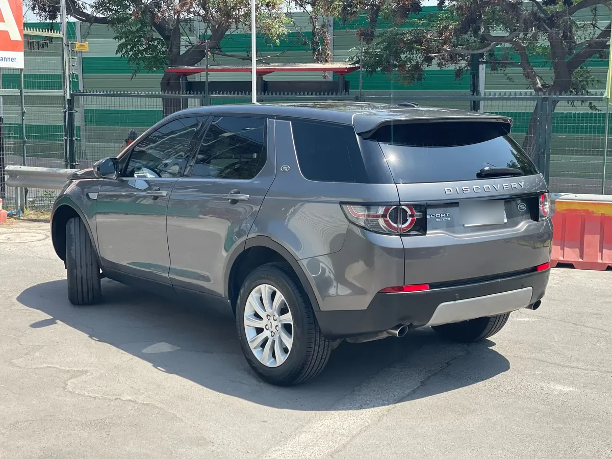 LAND ROVER DISCOVERY 2.0 Hse Lux At 4x4 año 2016