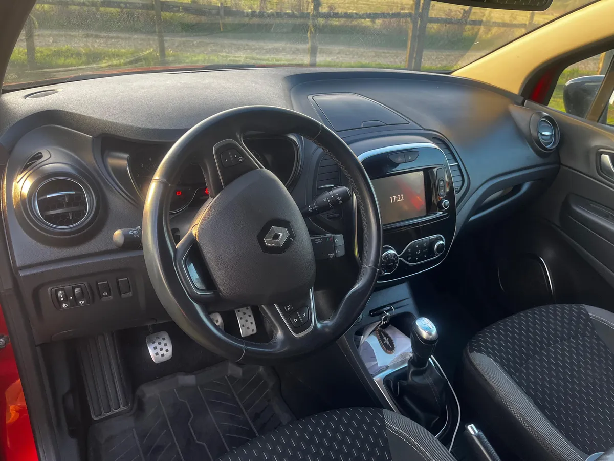 Renault Captur 1.5 Intens Techo Mt Diesel año 2019