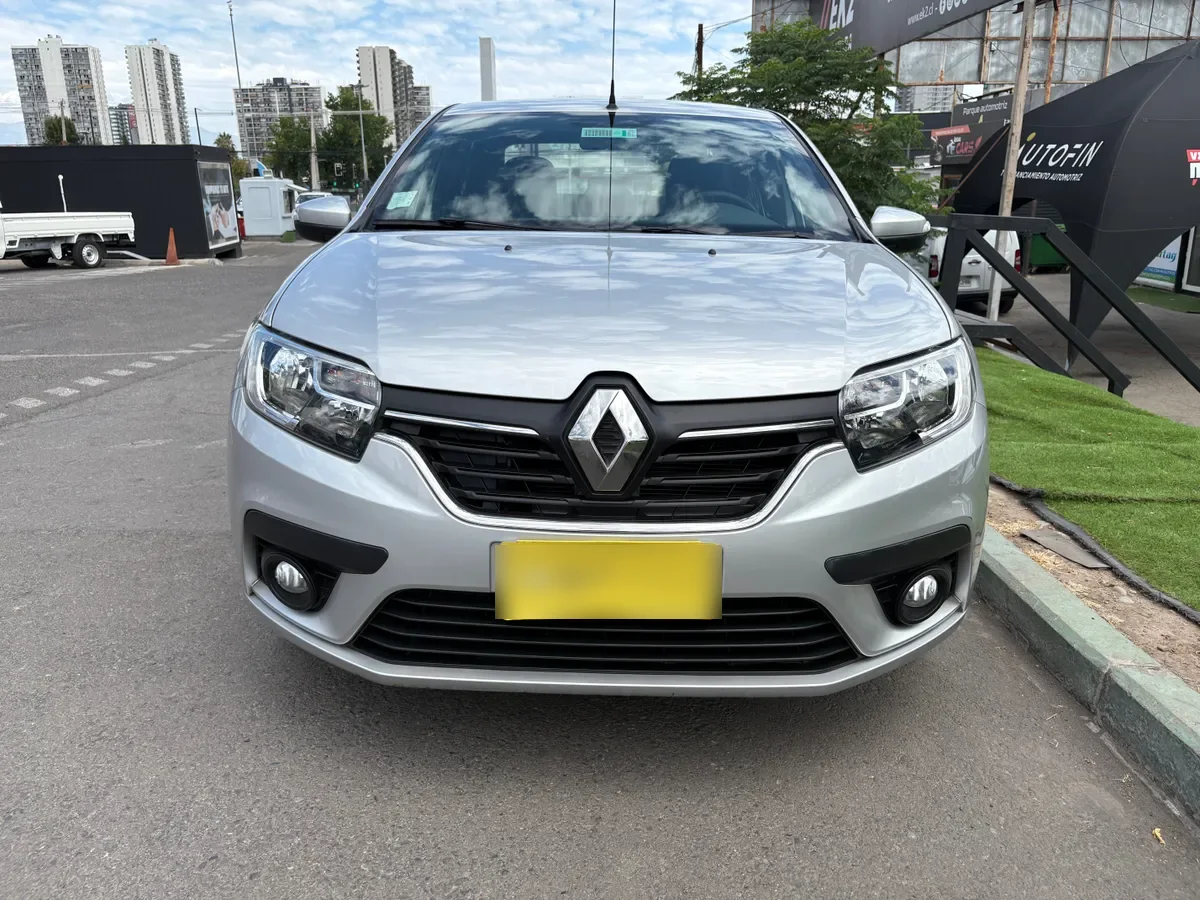 RENAULT SYMBOL 1.6 Intens Tech Mt año 2022