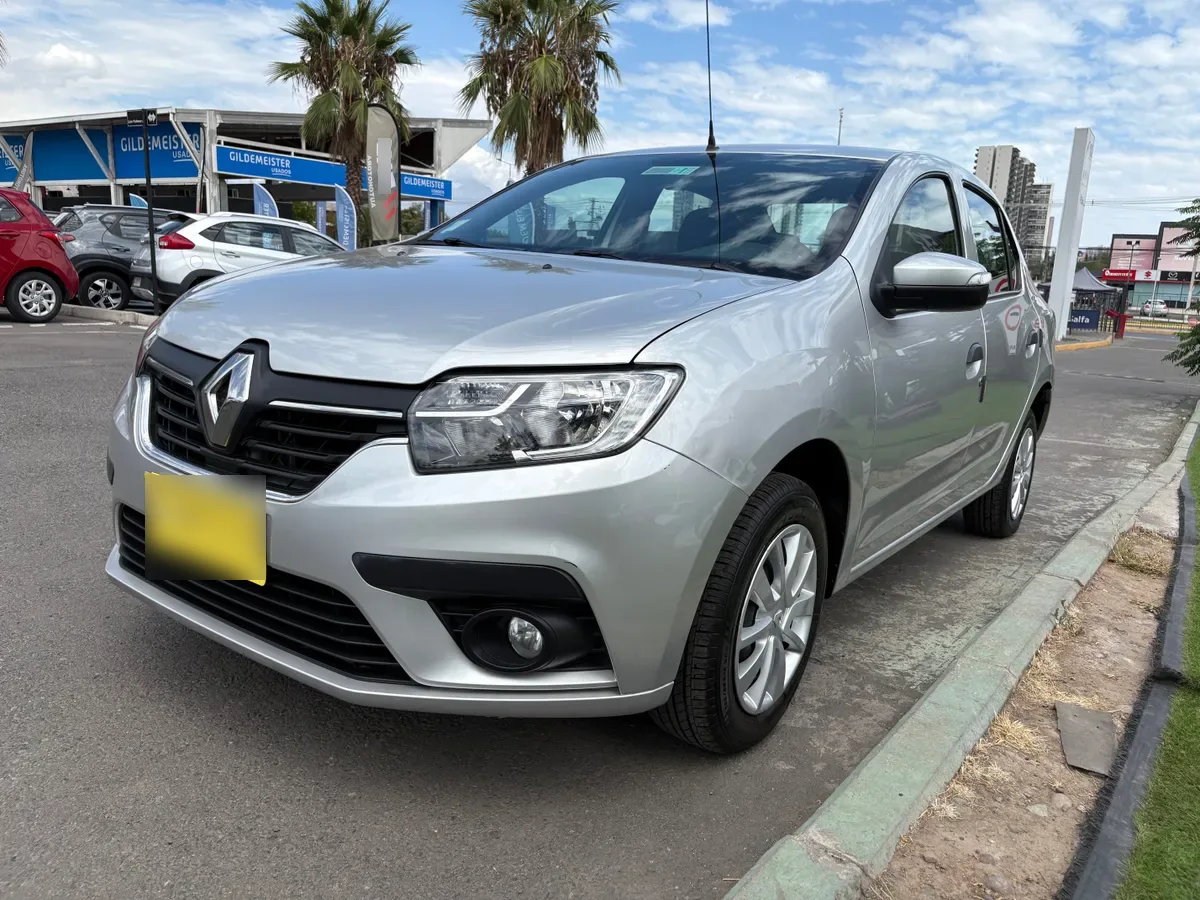 RENAULT SYMBOL 1.6 Intens Tech Mt año 2022