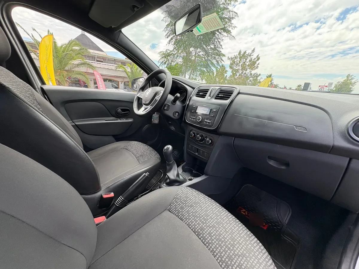 RENAULT SYMBOL 1.6 Intens Tech Mt año 2022