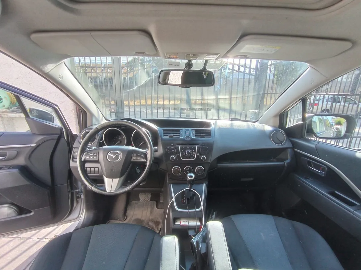 MAZDA MAZDA5 2.0l V Plus Mt año 2017