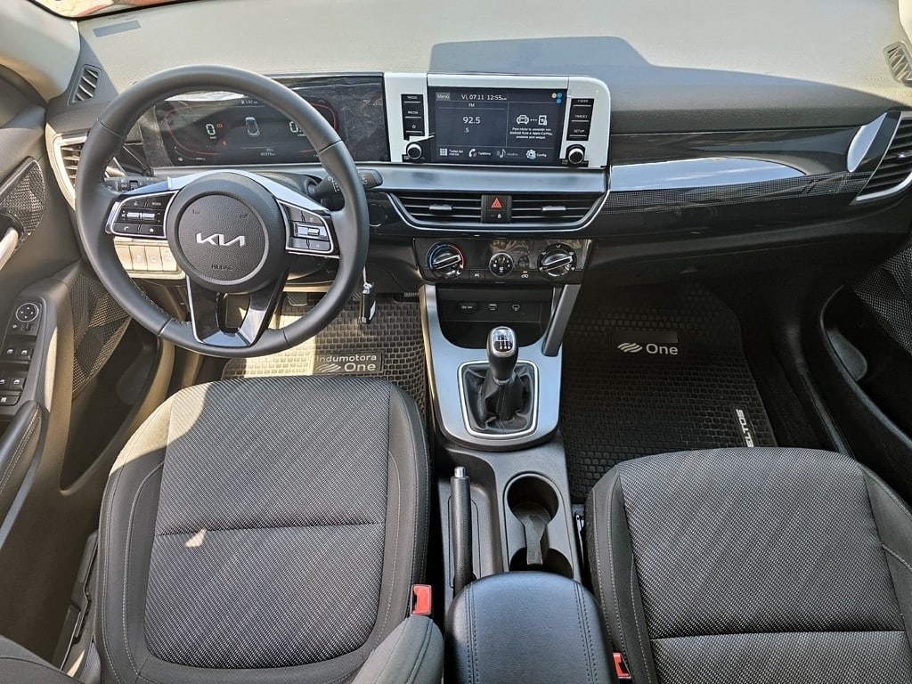 KIA MOTORS SELTOS 1.5 Ex Mt año 2024