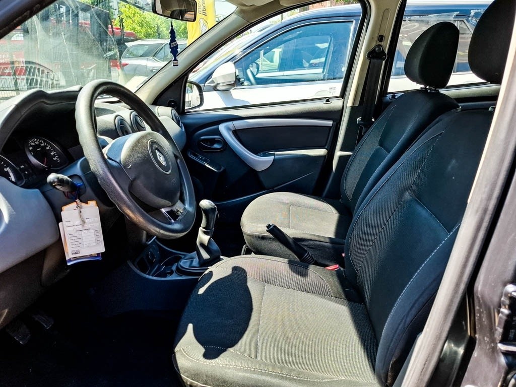 RENAULT DUSTER 1.6 Expression 4x2 Mt año 2015
