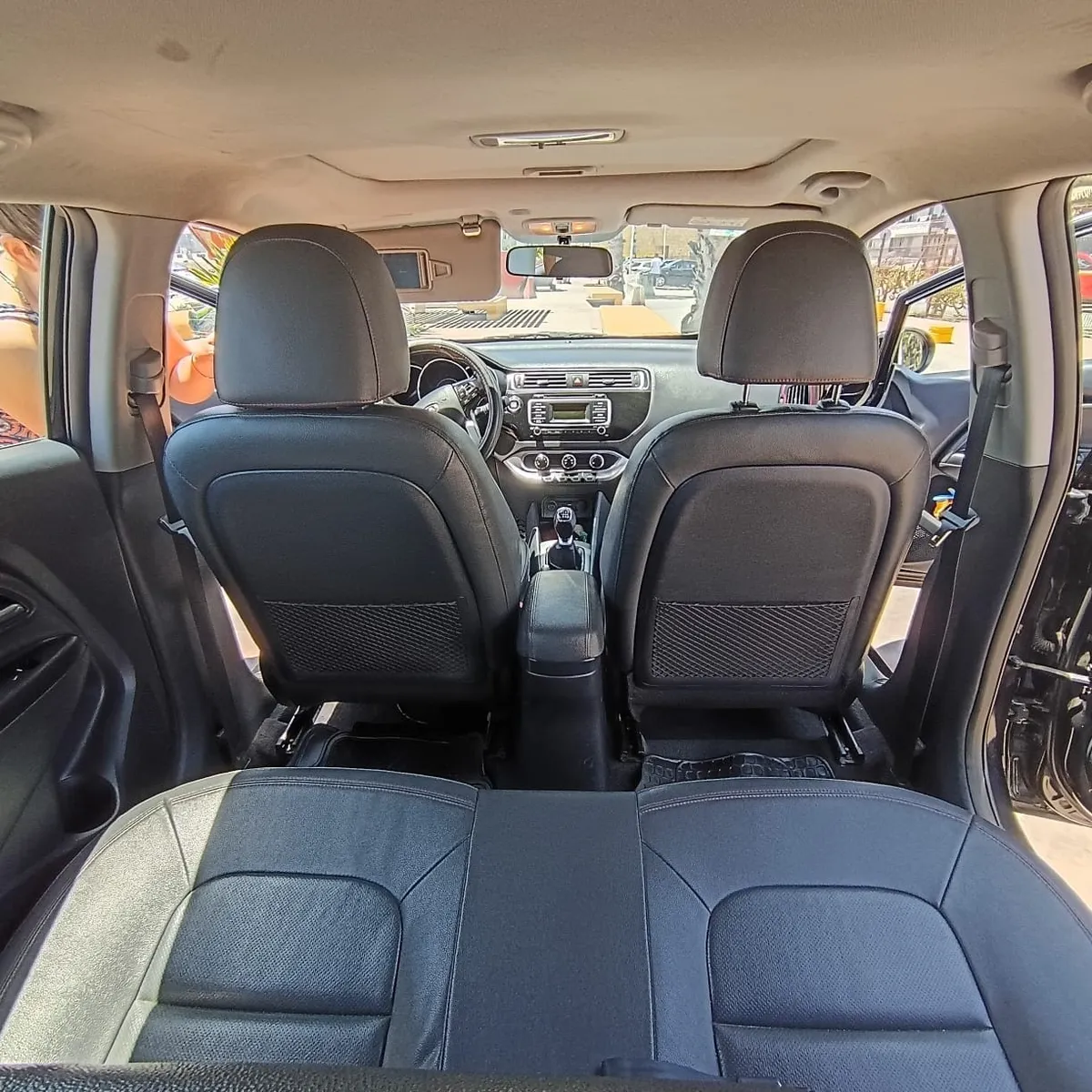 KIA MOTORS RIO 5 1.4 Ex Eurocopa Mt año 2016