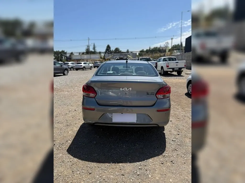 Kia Soluto 1.4 Lx año 2024