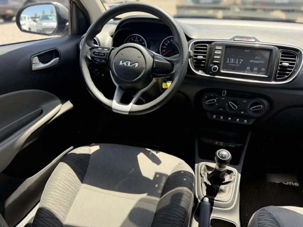 Kia Soluto 1.4 Lx año 2024