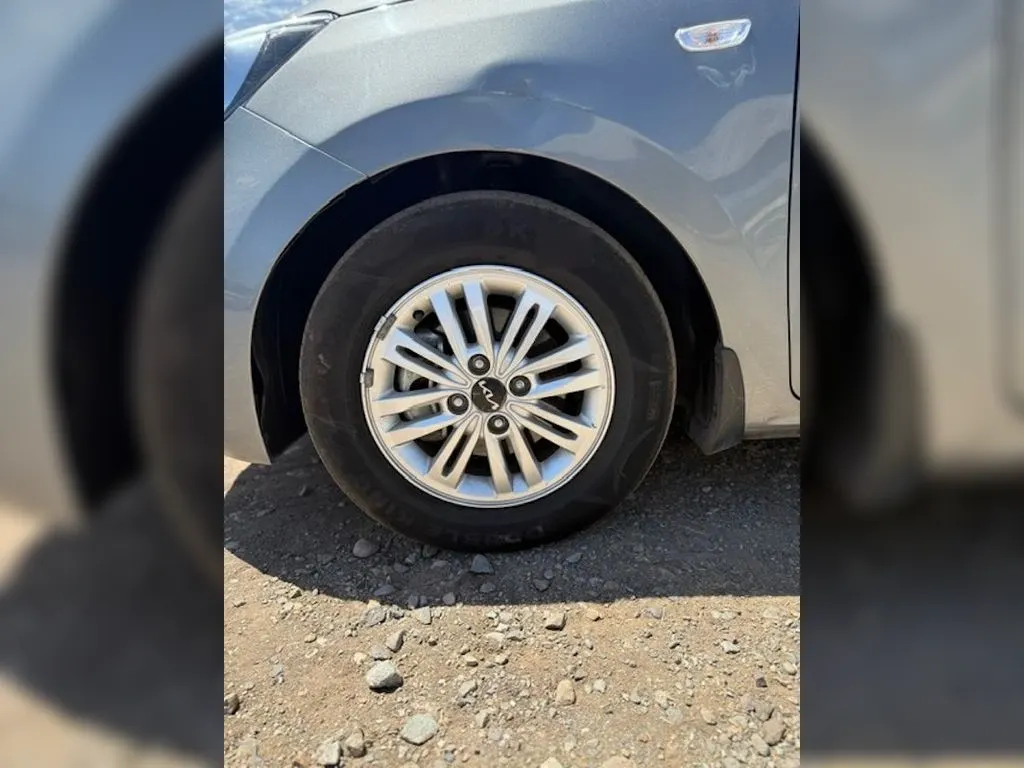 Kia Soluto 1.4 Lx año 2024