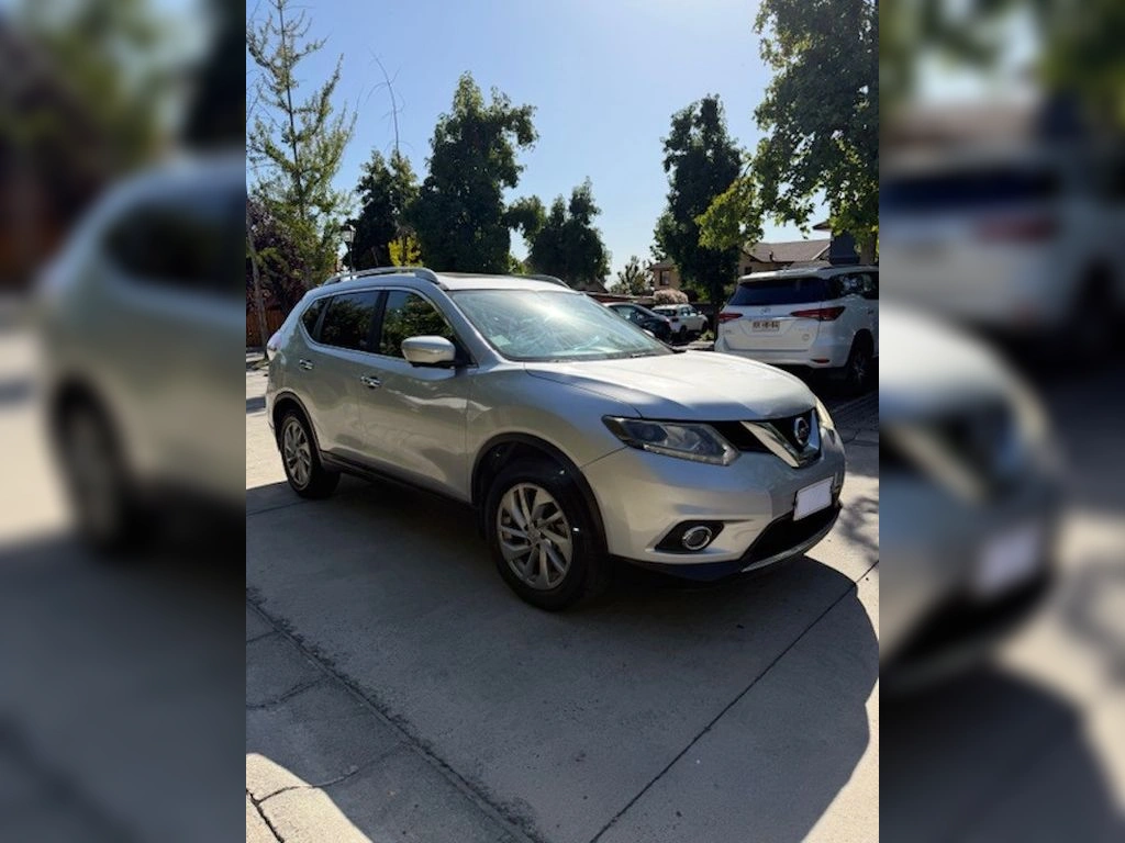 Nissan X-trail 2.5 Sense 4x4 2f Cvt At 5p año 2017