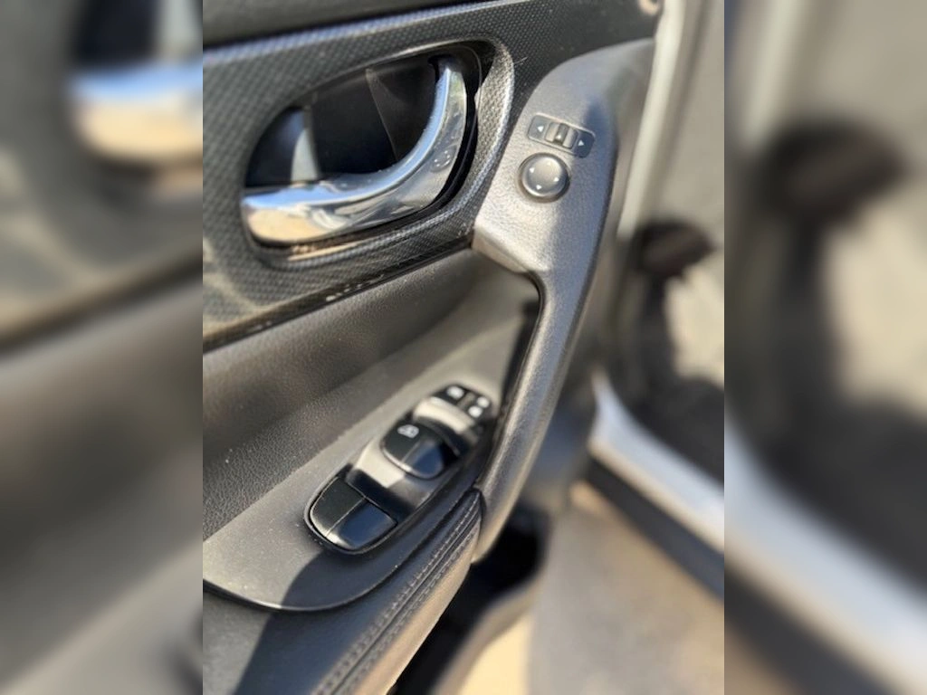 Nissan X-trail 2.5 Sense 4x4 2f Cvt At 5p año 2017
