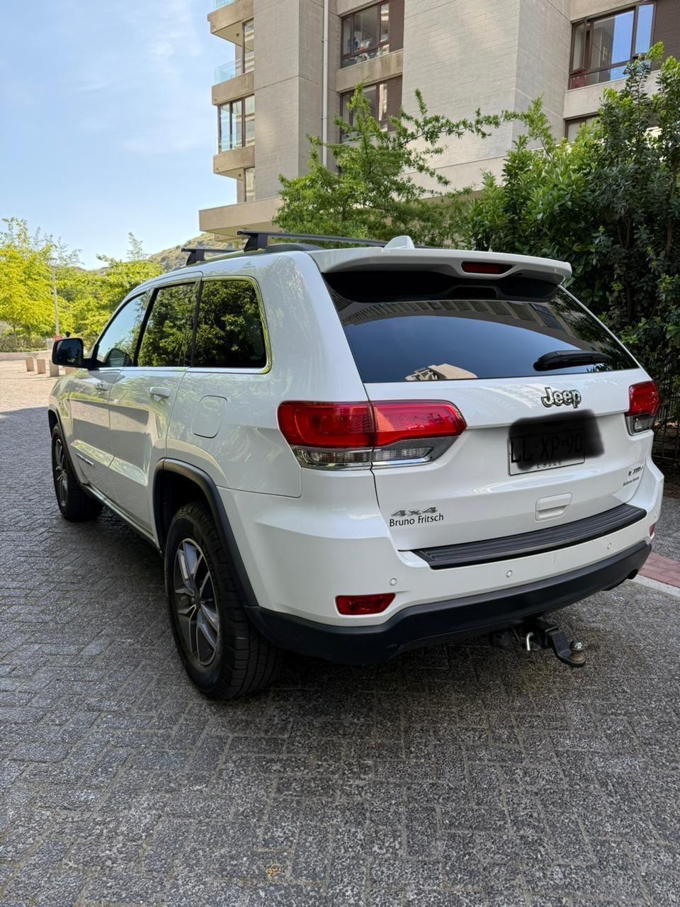 Jeep Grand Cherokee 3.6 Laredo 4ed Auto año 2019