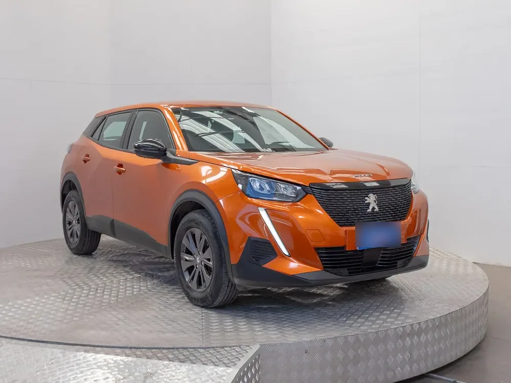 Peugeot 2008 1.2 Active Pack Puretech 130 Mt año 2024