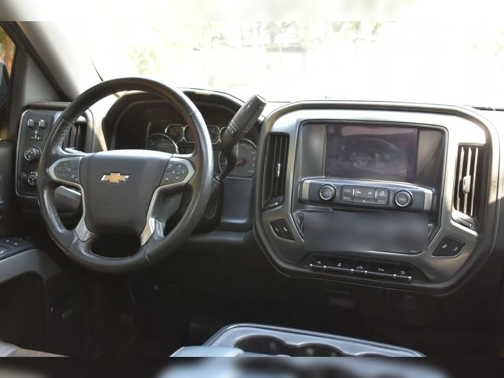 Chevrolet Silverado 5.3 Ltz 4wd Cc At 4p año 2017