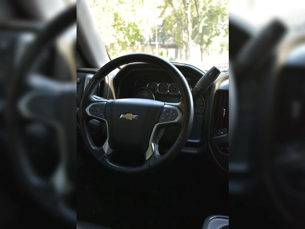Chevrolet Silverado 5.3 Ltz 4wd Cc At 4p año 2017