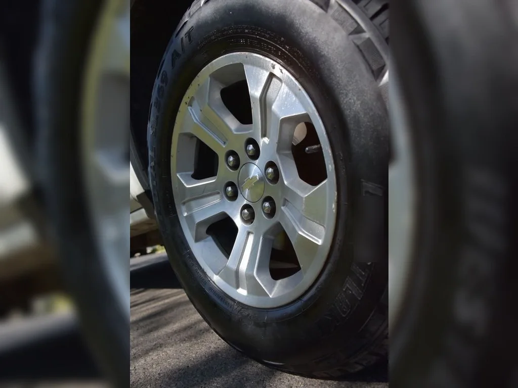 Chevrolet Silverado 5.3 Ltz 4wd Cc At 4p año 2017