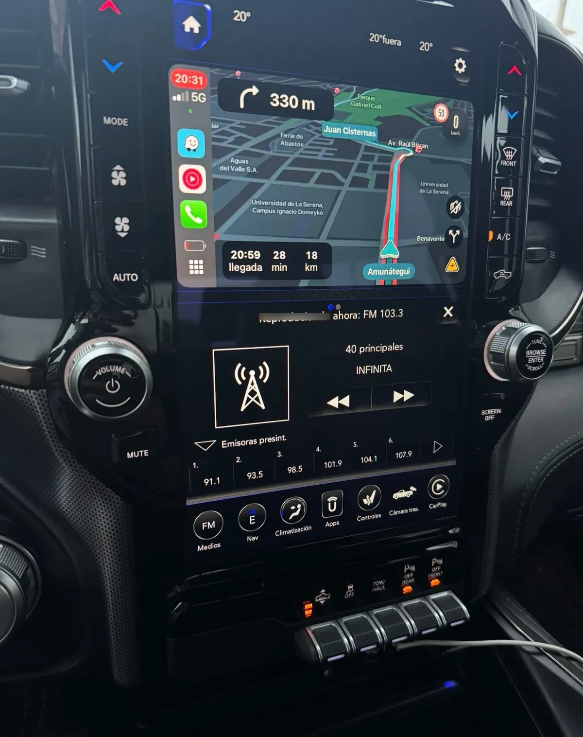 RAM 1500 5.7 Crew Cab Limited At 4x4 año 2022