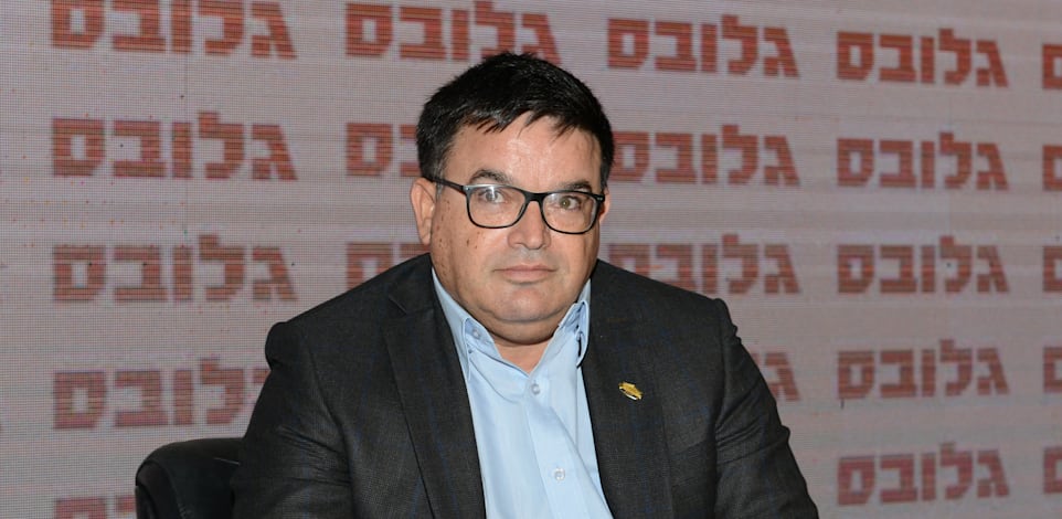 ח''כ מיכאל ביטון, יו''ר ועדת הכלכלה, כחול לבן / צילום: איל יצהר