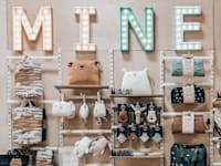 סניף של רשת מוצרי התינוקות מיננה / צילום: גלי משען