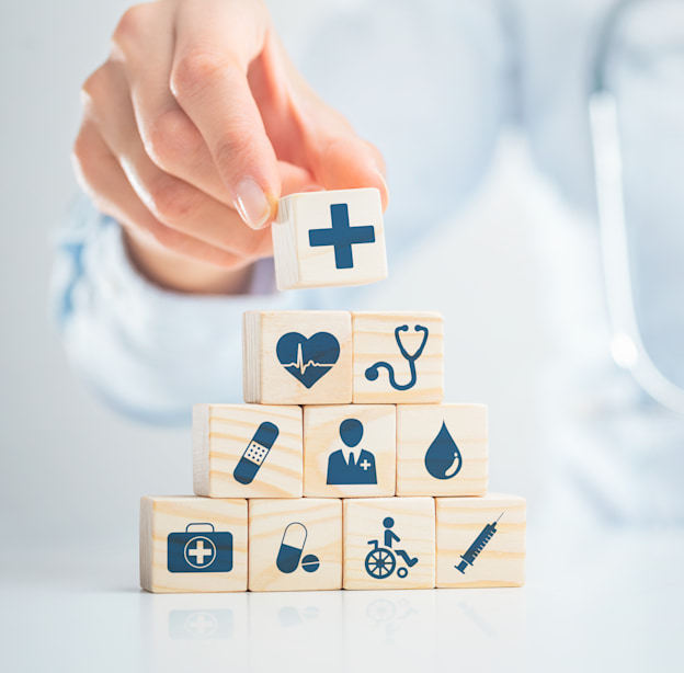 מהפכת ביטוחי הבריאות הפרטיים / אילוסטרציה: Shutterstock, REDPIXEL.PL