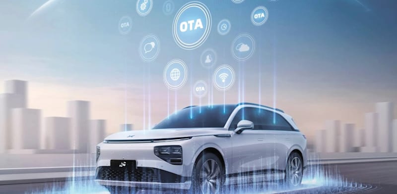 עדכון תוכנה במכונית / צילום: יח''צ