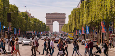 פריז. 7 אירו עבור אישור כניסה למדינות / צילום: Shutterstock