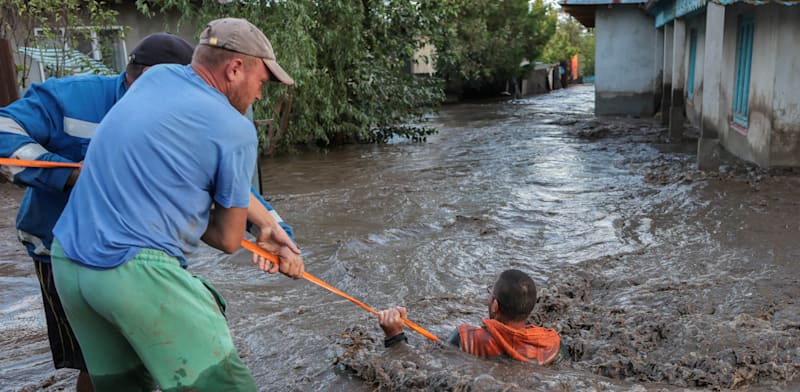"צ'כיה, הסערה הפכה להצפה בערים רבות / צילום: Reuters, INQUAM PHOTOS/George Calin"
