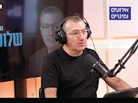 העיתונאי שלומי אלדר / צילום: צילום מסך יוטיוב