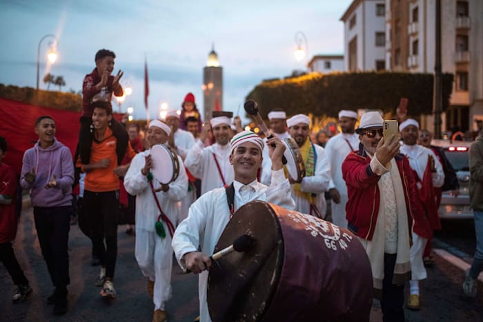 חגיגות במרוקו לאחר שהנבחרת עלתה לחצי הגמר במונדיאל / צילום: Associated Press, Mosa'ab Elshamy