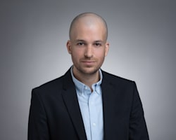 עו״ד רון קליין, מנהל המערך לפיתוח עסקי / צילום: אלעד מלכה עו״ד רון קליין, מנהל המערך לפיתוח עסקי / צילום: אלעד מלכה