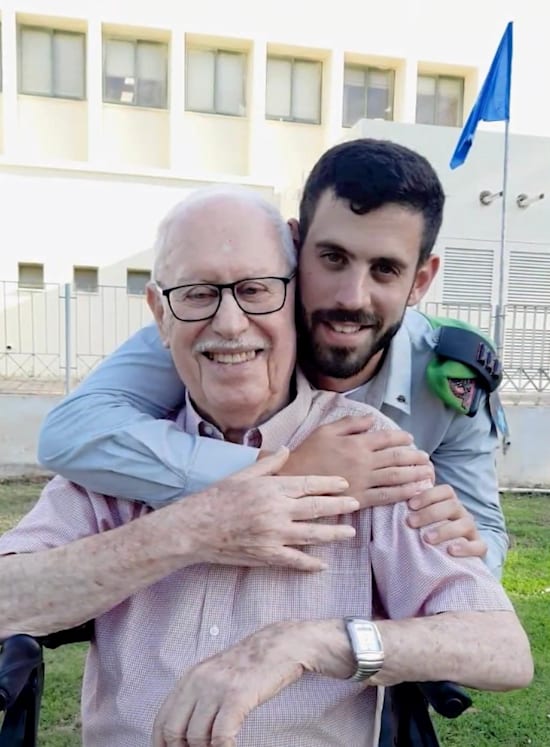 רב סרן טל גרושקה ז''ל וסבו רב סרן טל גרושקה ז''ל וסבו