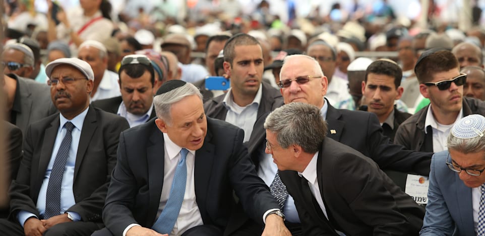 בנימין נתניהו + מני מזוז / צילום: עמית שאבי - ידיעות אחרונות