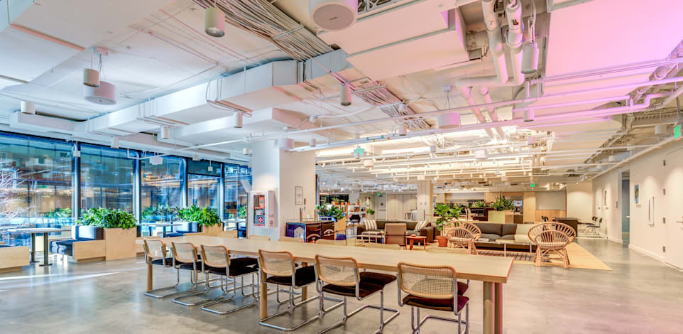 משרד של Wework בוושינגטון הבירה. האנליסטים צופים עלייה בשימוש בחללים גמישים / צילום: Shutterstock