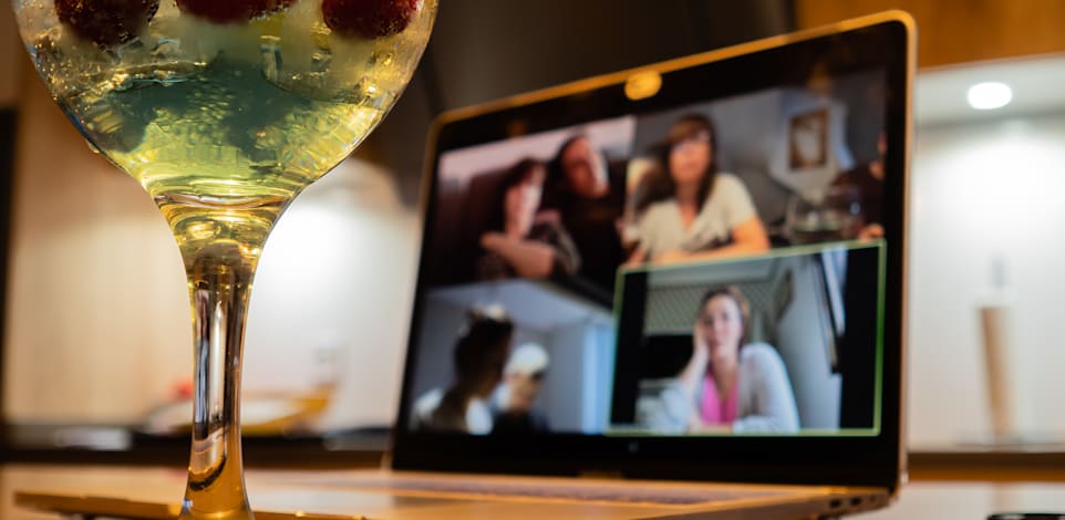 דרינק בבית / צילום: Shutterstock