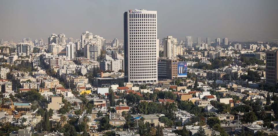 מגדל הפניקס בגבעתיים / צילום: שלומי יוסף