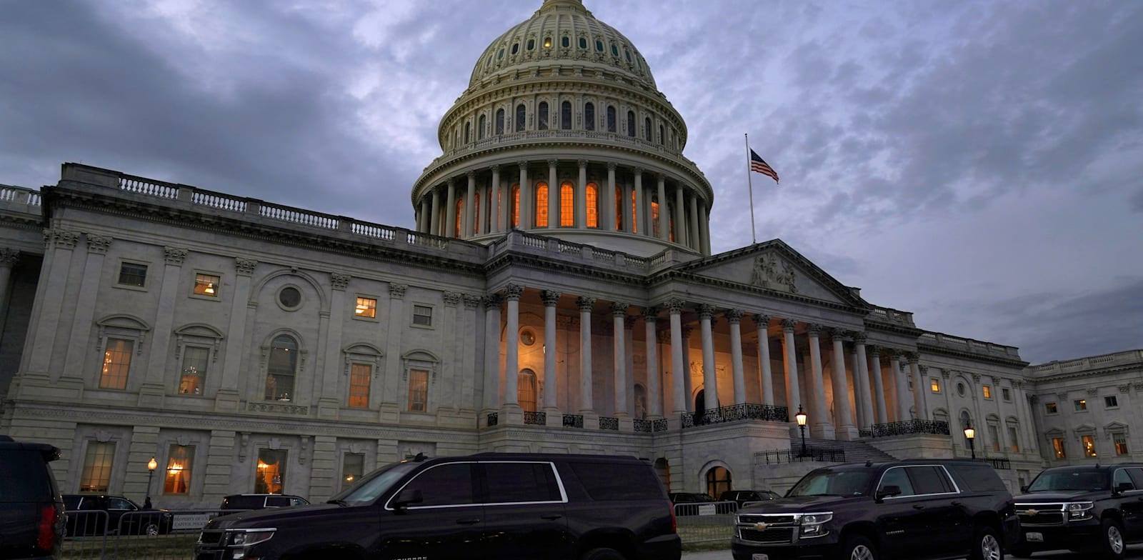 בית הנבחרים בוושינגטון הבירה. ספק אם נראתה אי פעם בקונגרס הפגנת עקרות גדולה יותר מזו של שבעת החודשים האחרונים / צילום: Associated Press, Jacquelyn Martin