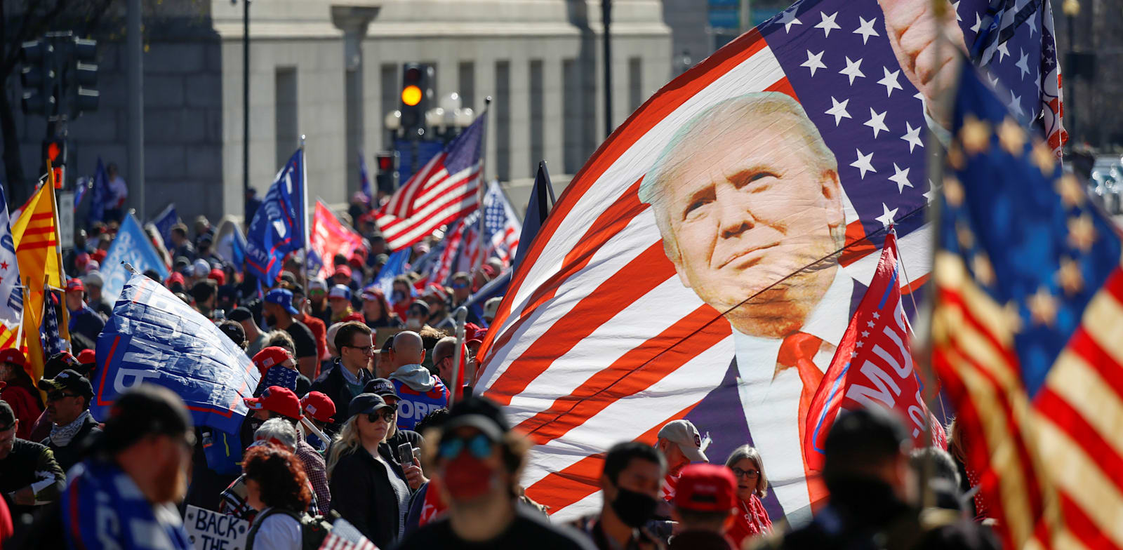 הפגנות תמיכה בנשיא טראמפ ונגד "גניבת הבחירות" וה"זיופים" בספירת הקולות, בוושינגטון השבוע / צילום: Reuters, JIM URQUHART