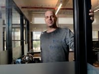 עמית אוחיון - הקים מערכת פרסום ממוחשבת / צילום: איל יצהר