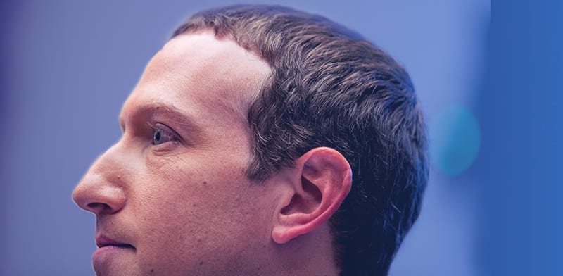 מנכ''ל פייסבוק מארק צוקרברג מעיד בפני דיון בוועדת שירותים פיננסיים בבית בגבעת הקפיטול בוושינגטון / צילום: Andrew Harnik