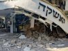 קריסת הבניין מעל מסעדת 