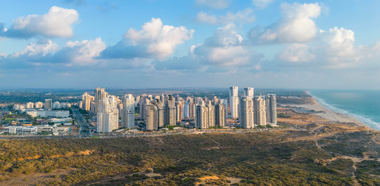 שכונת עיר ימים בנתניה. השכונה החדשה - שירת הים - מסתמנת כמתחרה  לשכונה היוקרתית / צילום: Shutterstock