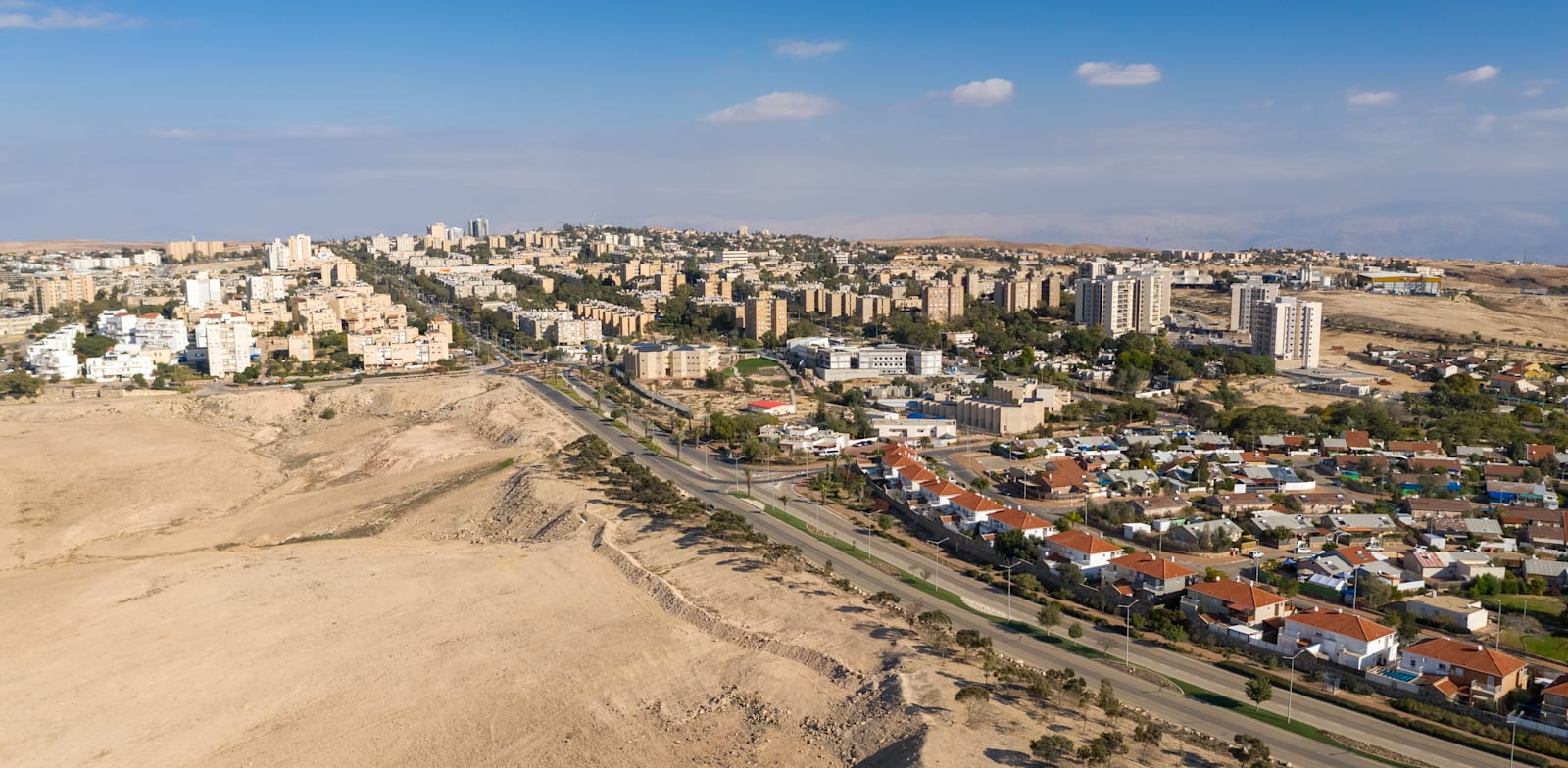 ערד. דירות במחירים של כמה מאות אלפי שקלים אפשר למצוא רק בפריפריה הרחוקה