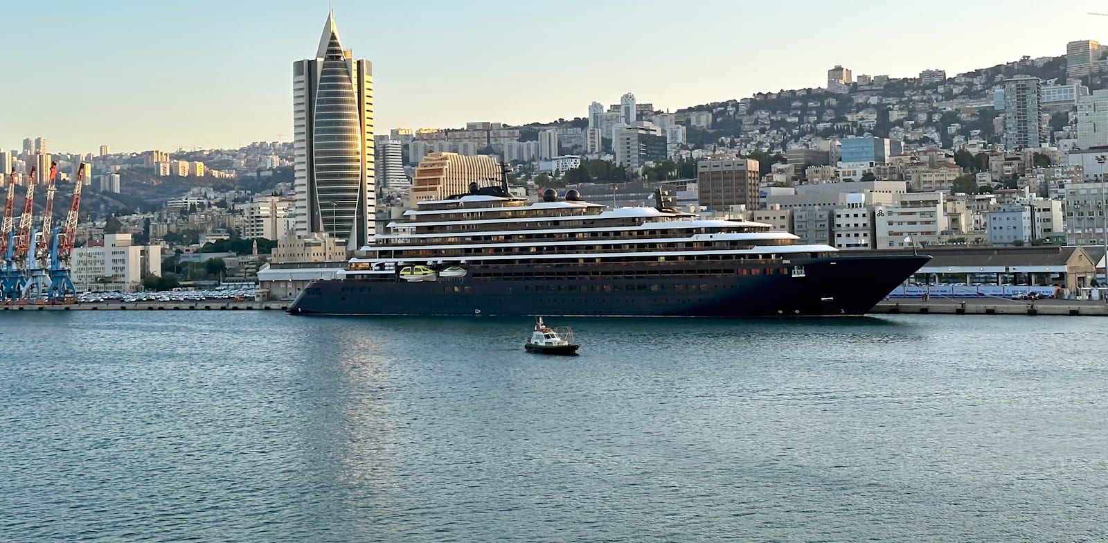 ספינת קרוזים בנמל חיפה, ספטמבר 2023 / צילום: Shutterstock
