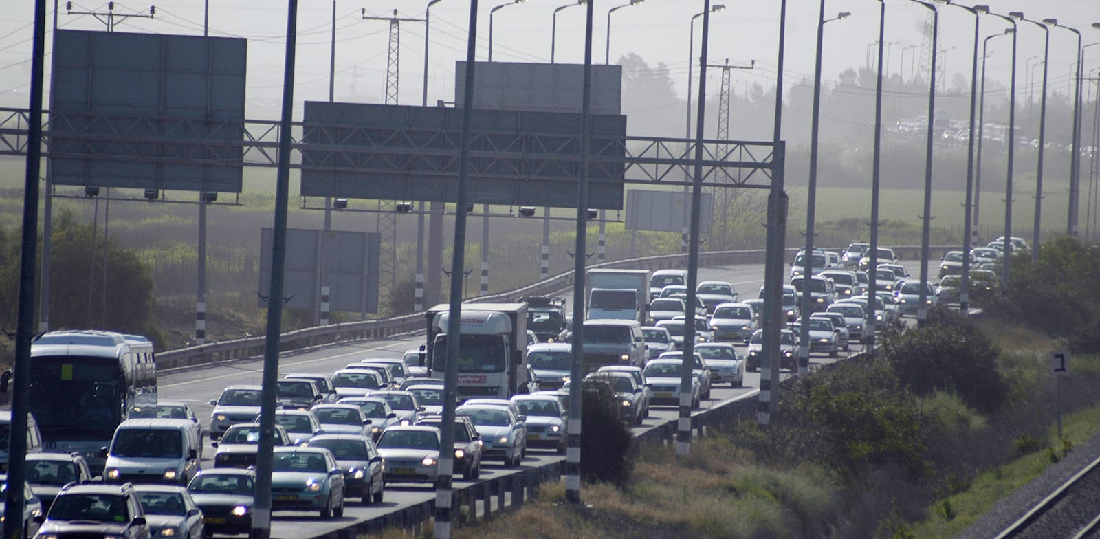 כביש 1. התנועה אמורה הייתה להיעצר / צילום: תמר מצפי